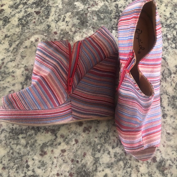 💖5/$25 Quipid rainbow fabric wedges w/ peep toe size 10 - Picture 3 of 10